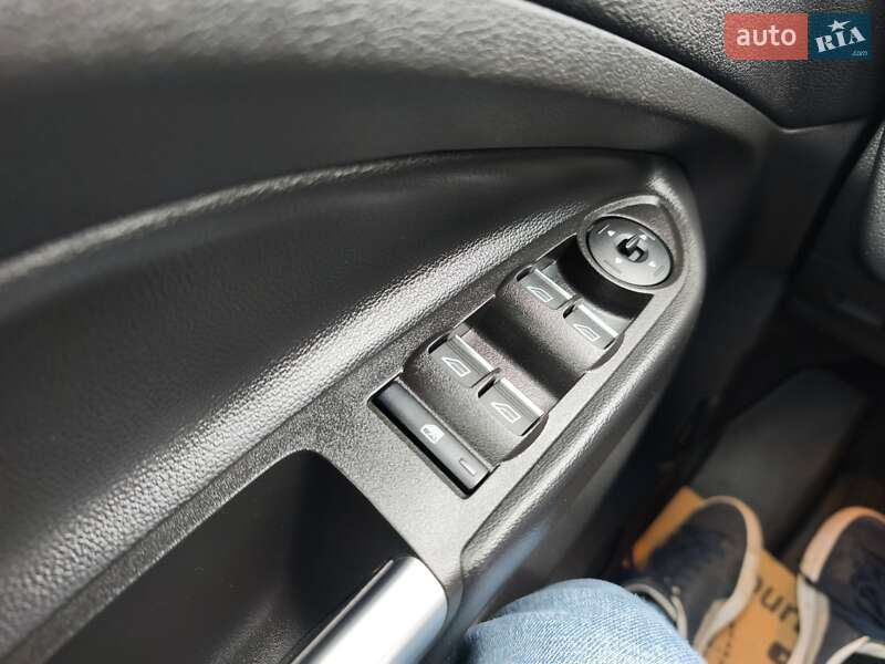 Внедорожник / Кроссовер Ford Escape 2019 в Стрые фото 13 Внедорожник / Кроссовер Ford Escape 2019 в Стрые