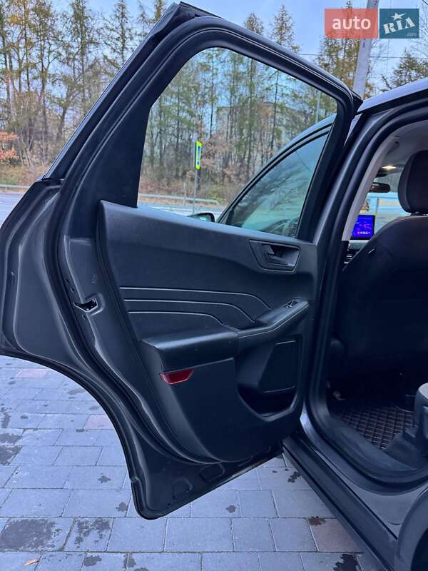 Внедорожник / Кроссовер Ford Escape 2021 в Тернополе фото 9 Внедорожник / Кроссовер Ford Escape 2021 в Тернополе