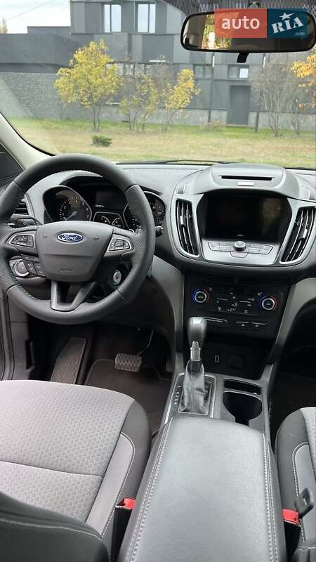Внедорожник / Кроссовер Ford Escape 2016 в Киеве фото 7 Внедорожник / Кроссовер Ford Escape 2016 в Киеве