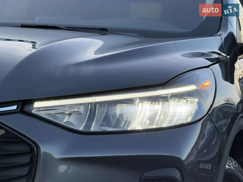 Внедорожник / Кроссовер Ford Escape 2023 в Стрые