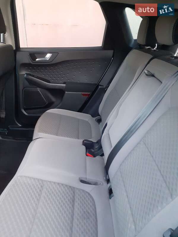 Позашляховик / Кросовер Ford Escape 2020 в Тернополі фото 7 Позашляховик / Кросовер Ford Escape 2020 в Тернополі