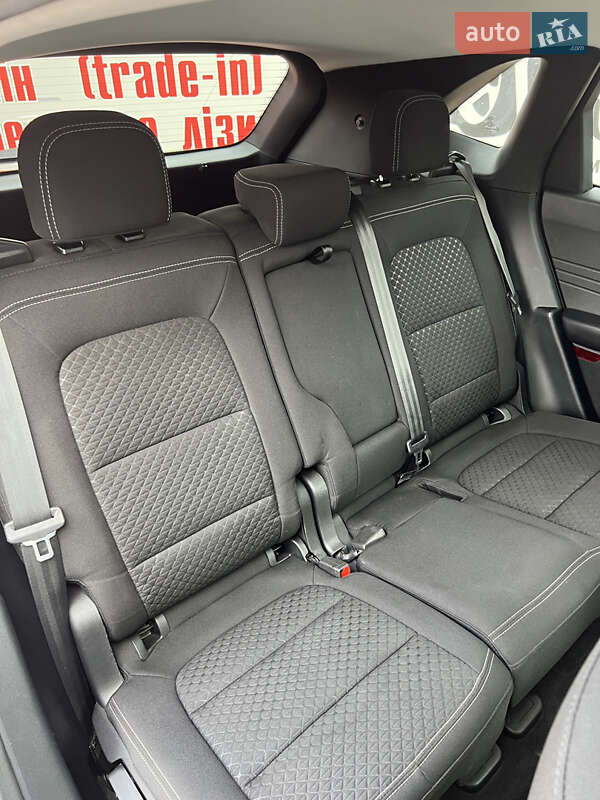 Внедорожник / Кроссовер Ford Escape 2023 в Черкассах