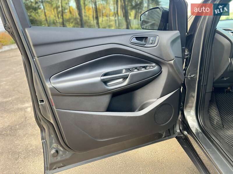 Позашляховик / Кросовер Ford Escape 2019 в Вінниці