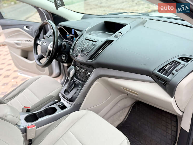 Позашляховик / Кросовер Ford Escape 2014 в Одесі фото 54 Позашляховик / Кросовер Ford Escape 2014 в Одесі