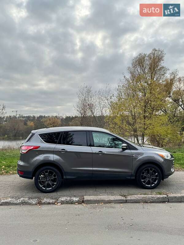 Позашляховик / Кросовер Ford Escape 2013 в Києві