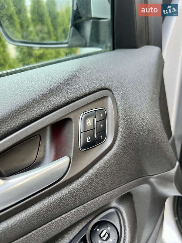 Позашляховик / Кросовер Ford Escape 2013 в Калуші фото 61 Позашляховик / Кросовер Ford Escape 2013 в Калуші