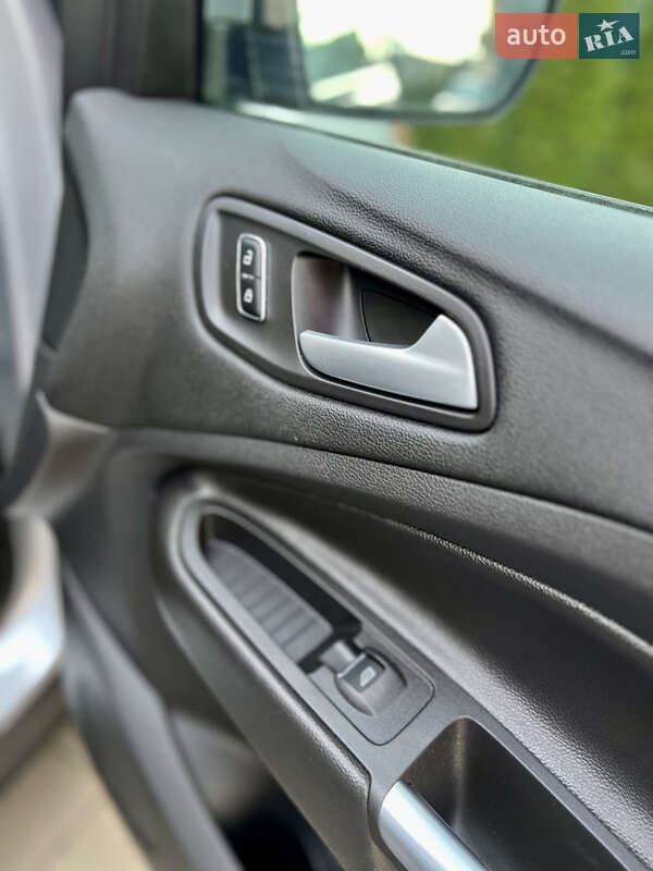 Позашляховик / Кросовер Ford Escape 2013 в Калуші фото 69 Позашляховик / Кросовер Ford Escape 2013 в Калуші