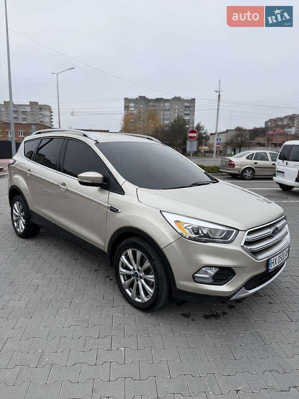Позашляховик / Кросовер Ford Escape 2017 в Хмельницькому фото 5 Позашляховик / Кросовер Ford Escape 2017 в Хмельницькому