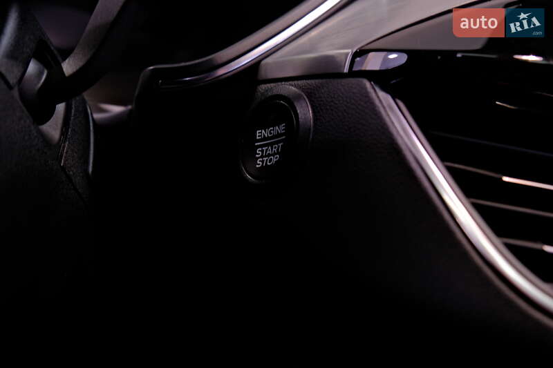 Внедорожник / Кроссовер Ford Escape 2022 в Одессе