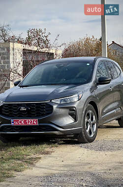 Внедорожник / Кроссовер Ford Escape 2023 в Золочеве