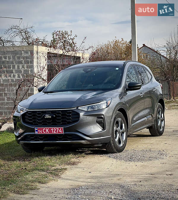 Внедорожник / Кроссовер Ford Escape 2023 в Золочеве фото Внедорожник / Кроссовер Ford Escape 2023 в Золочеве