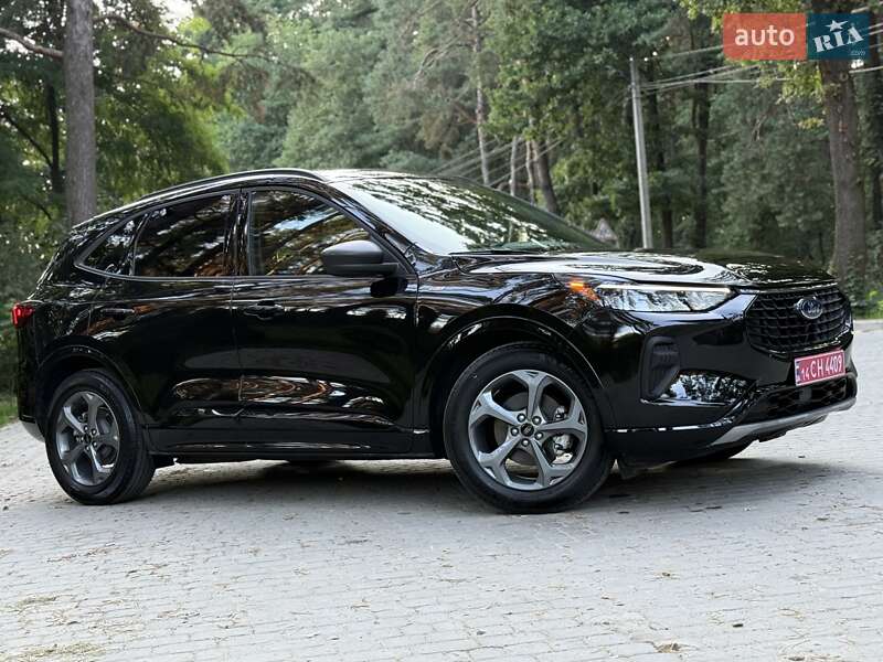 Позашляховик / Кросовер Ford Escape 2023 в Львові