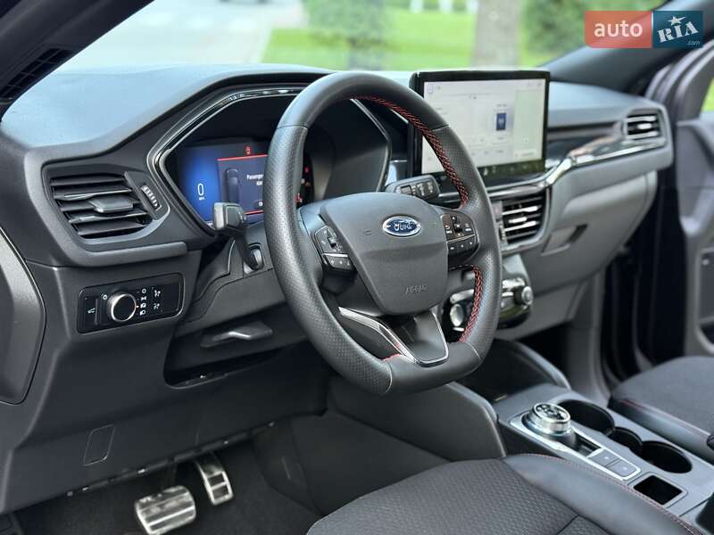 Позашляховик / Кросовер Ford Escape 2023 в Львові