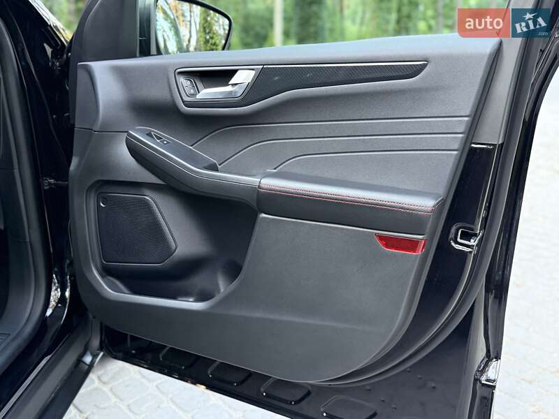 Позашляховик / Кросовер Ford Escape 2023 в Львові