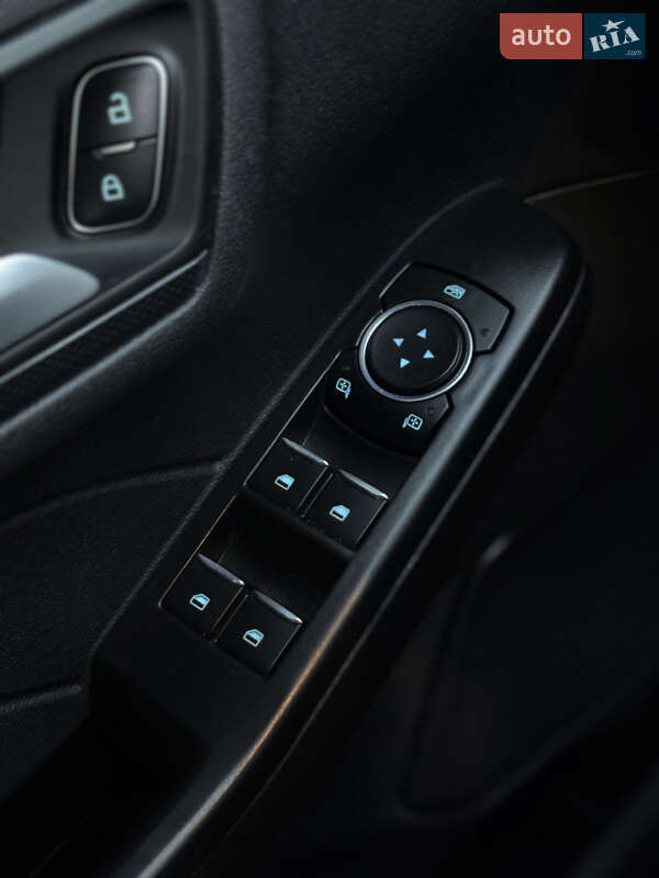 Внедорожник / Кроссовер Ford Escape 2023 в Львове