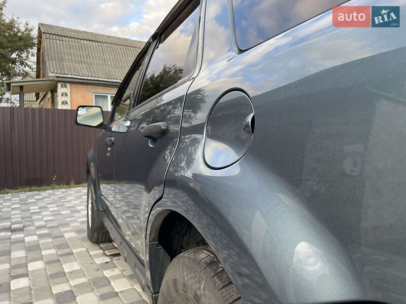 Внедорожник / Кроссовер Ford Escape 2012 в Лубнах