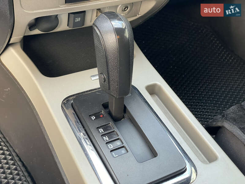 Внедорожник / Кроссовер Ford Escape 2012 в Лубнах