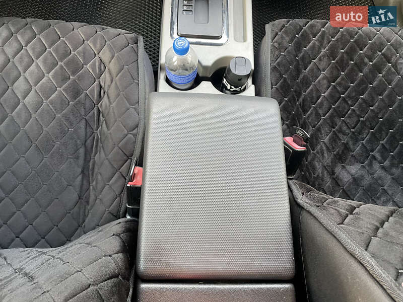 Внедорожник / Кроссовер Ford Escape 2012 в Лубнах