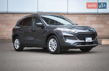 Позашляховик / Кросовер Ford Escape 2020 в Києві