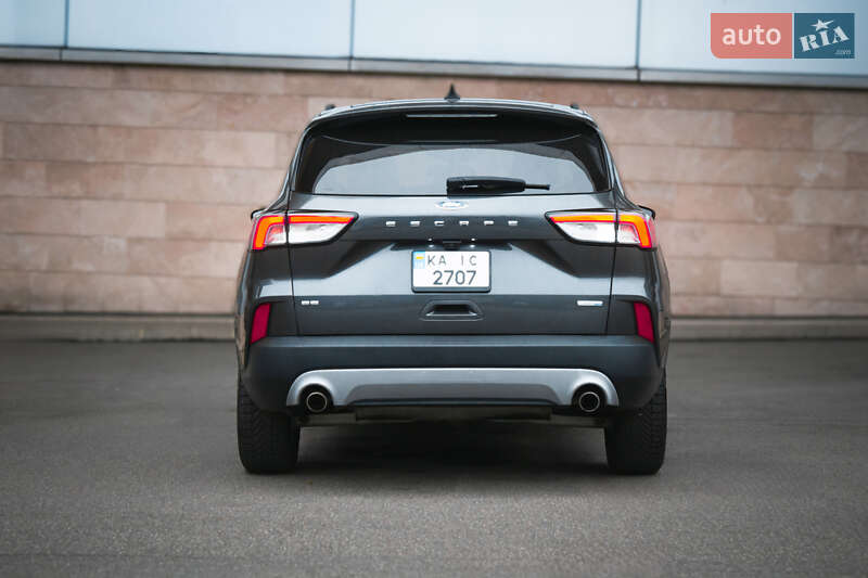 Позашляховик / Кросовер Ford Escape 2020 в Києві