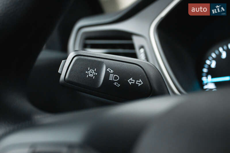 Позашляховик / Кросовер Ford Escape 2020 в Києві