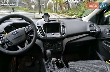 Внедорожник / Кроссовер Ford Escape 2017 в Киеве