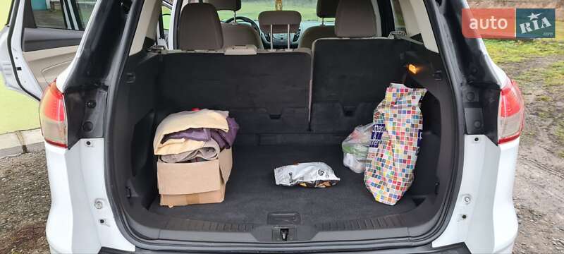 Внедорожник / Кроссовер Ford Escape 2014 в Радехове