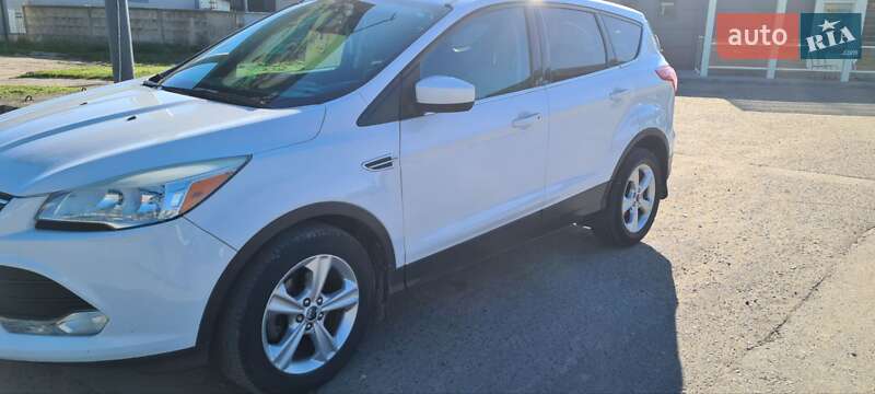 Внедорожник / Кроссовер Ford Escape 2014 в Радехове