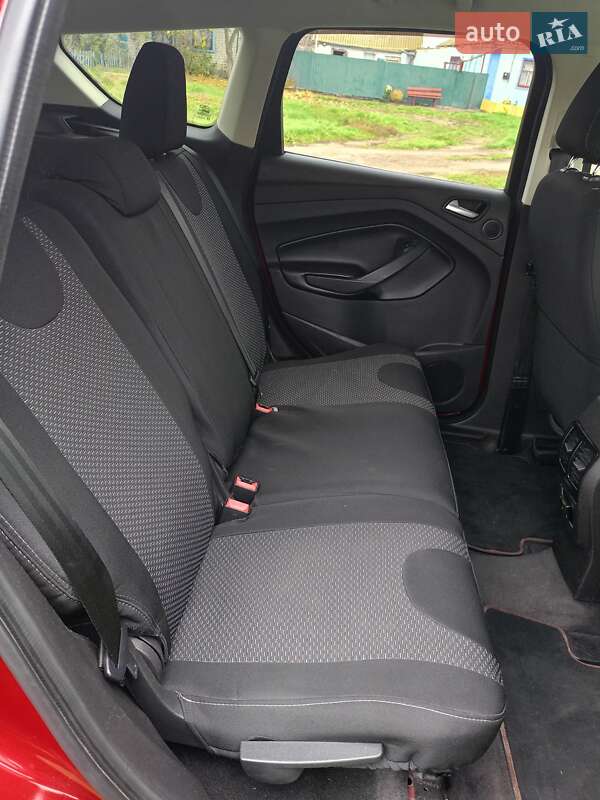 Позашляховик / Кросовер Ford Escape 2013 в Єланці