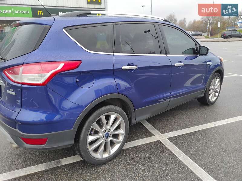 Позашляховик / Кросовер Ford Escape 2015 в Києві