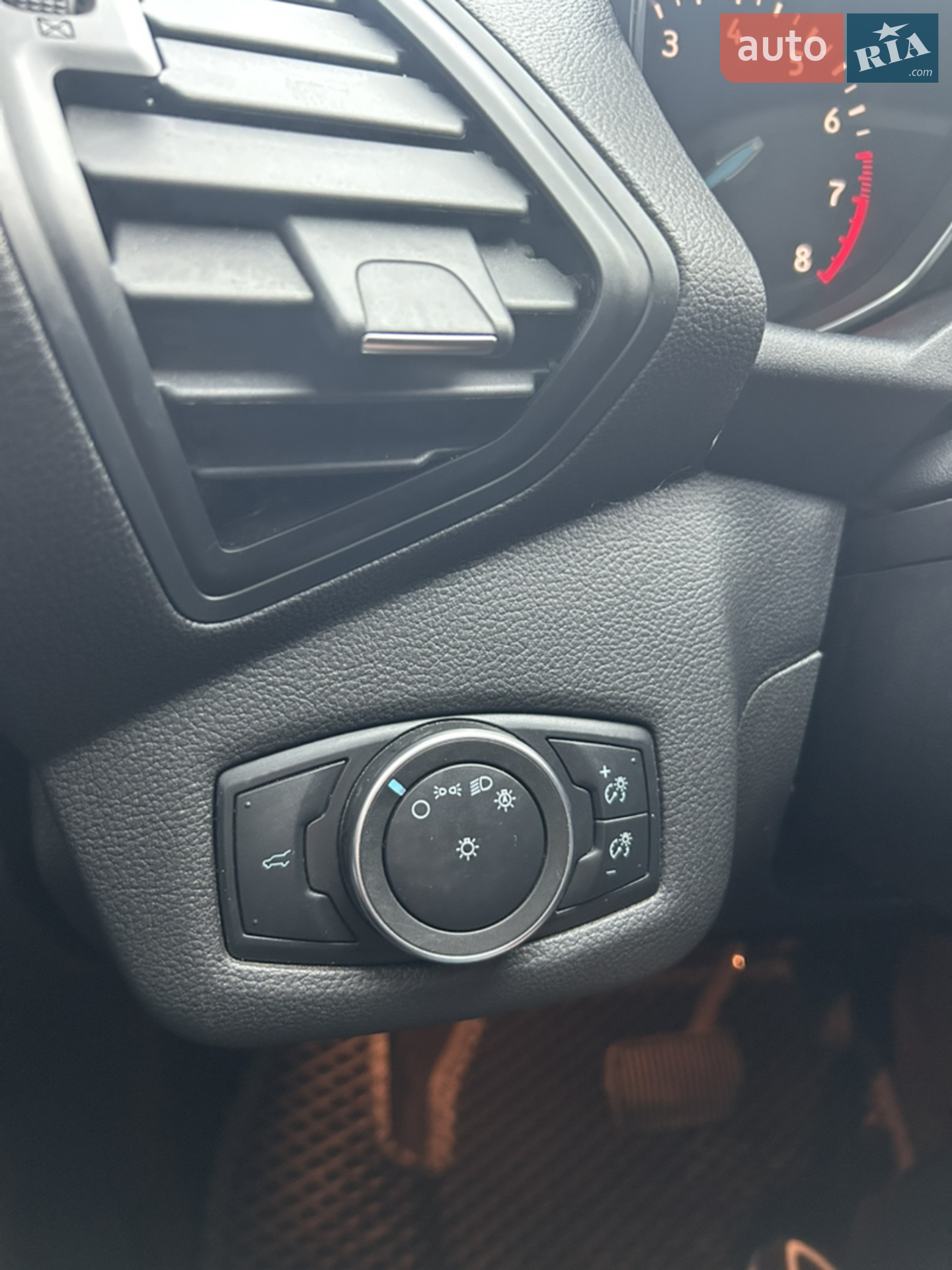 2019 Ford Escape - мініатюра 11