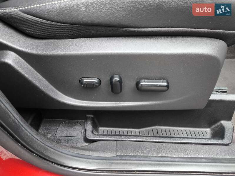 Внедорожник / Кроссовер Ford Escape 2019 в Ровно фото 29 Внедорожник / Кроссовер Ford Escape 2019 в Ровно