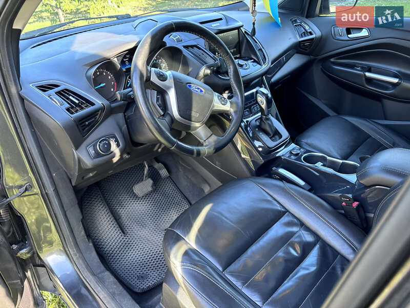 Позашляховик / Кросовер Ford Escape 2014 в Черкасах