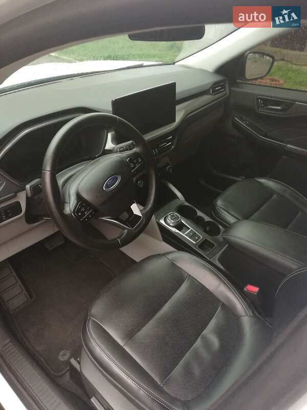 Внедорожник / Кроссовер Ford Escape 2023 в Львове