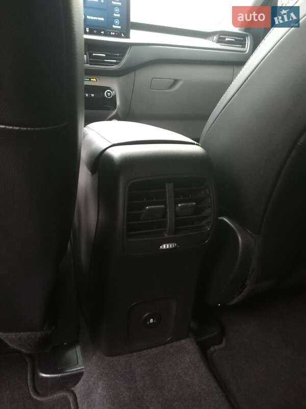 Внедорожник / Кроссовер Ford Escape 2023 в Львове