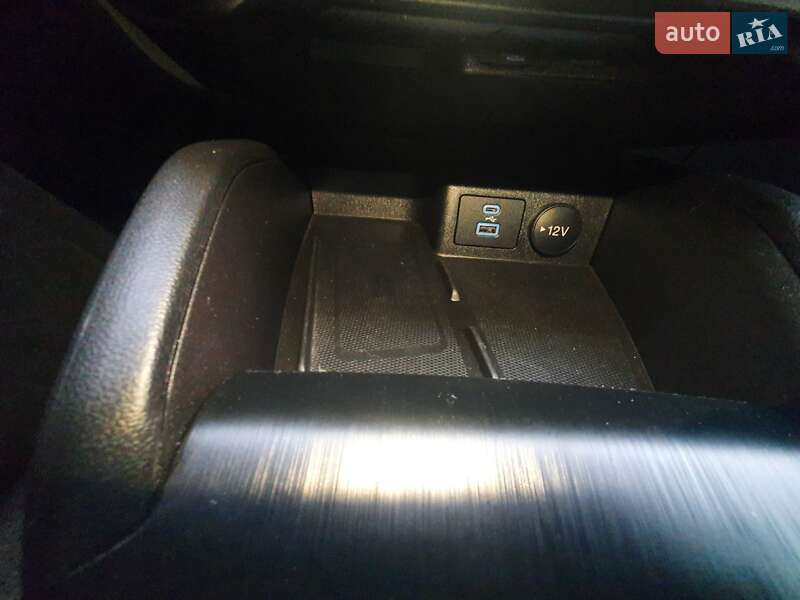 Позашляховик / Кросовер Ford Escape 2022 в Рівному фото 24 Позашляховик / Кросовер Ford Escape 2022 в Рівному