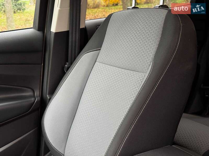 Позашляховик / Кросовер Ford Escape 2018 в Києві фото 21 Позашляховик / Кросовер Ford Escape 2018 в Києві