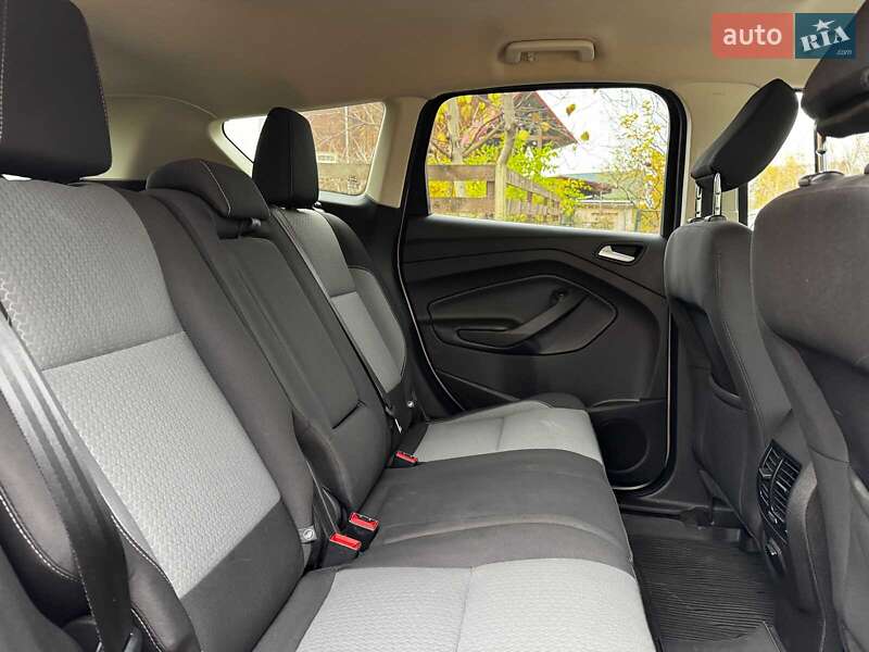 Позашляховик / Кросовер Ford Escape 2018 в Києві фото 31 Позашляховик / Кросовер Ford Escape 2018 в Києві