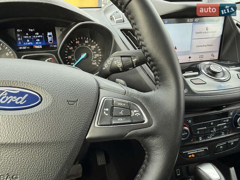 Позашляховик / Кросовер Ford Escape 2016 в Стрию