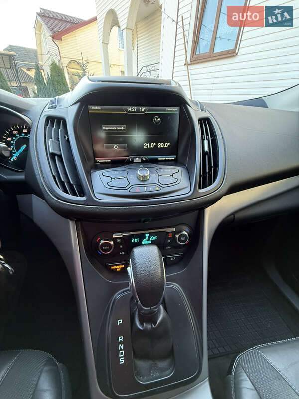 Внедорожник / Кроссовер Ford Escape 2015 в Перегинском