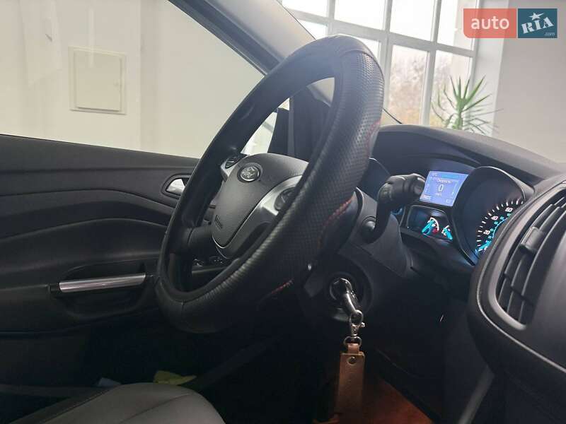 Позашляховик / Кросовер Ford Escape 2013 в Полтаві фото 4 Позашляховик / Кросовер Ford Escape 2013 в Полтаві