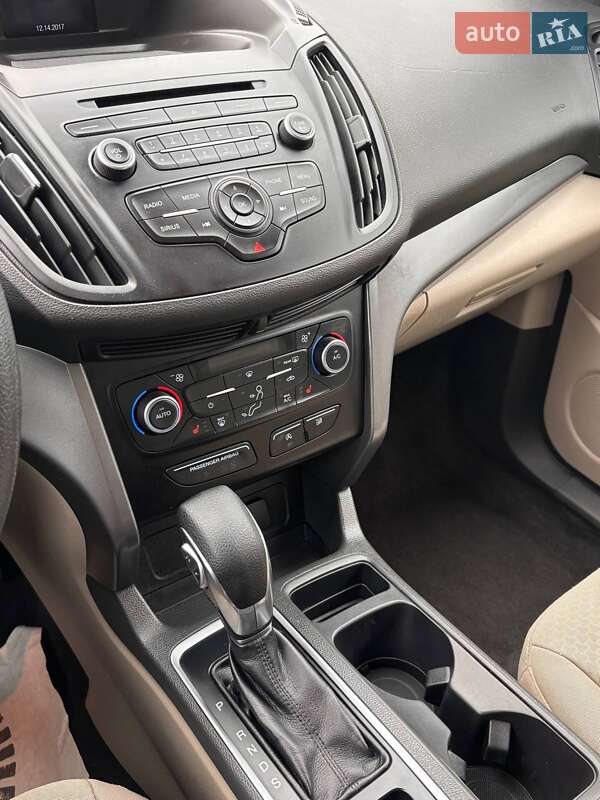 Внедорожник / Кроссовер Ford Escape 2018 в Львове