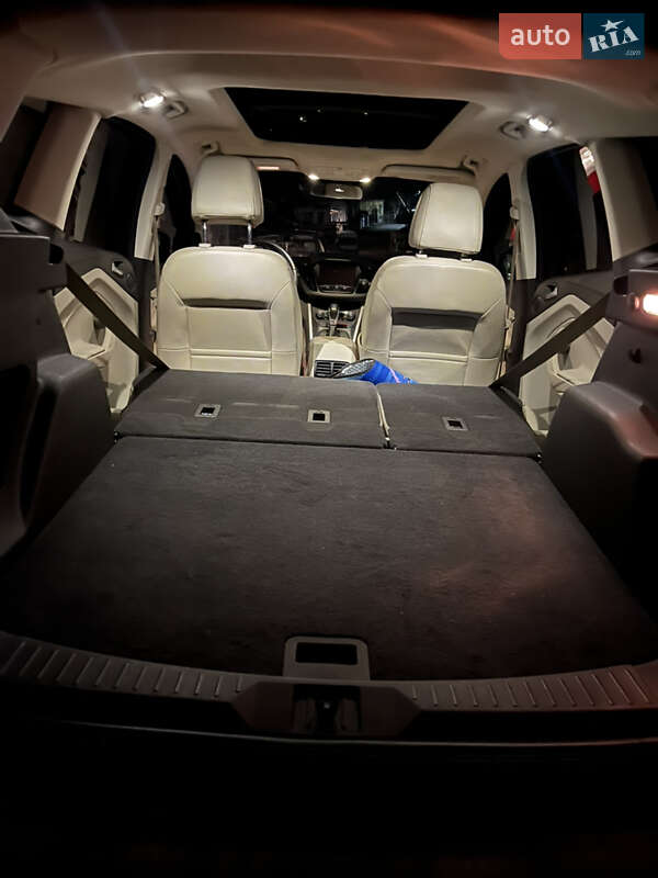 Внедорожник / Кроссовер Ford Escape 2016 в Львове