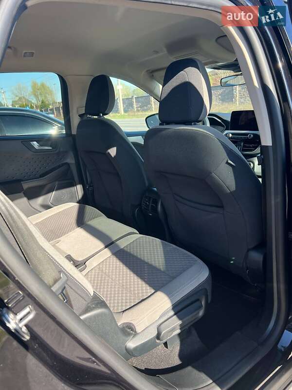 Позашляховик / Кросовер Ford Escape 2020 в Києві