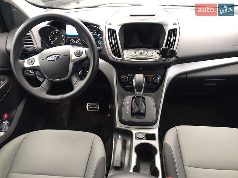 Позашляховик / Кросовер Ford Escape 2015 в Чернігові фото 11 Позашляховик / Кросовер Ford Escape 2015 в Чернігові