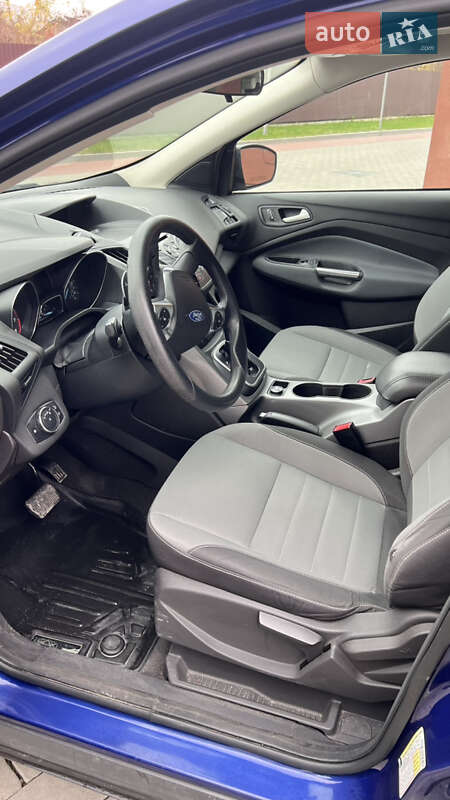 Внедорожник / Кроссовер Ford Escape 2012 в Ивано-Франковске