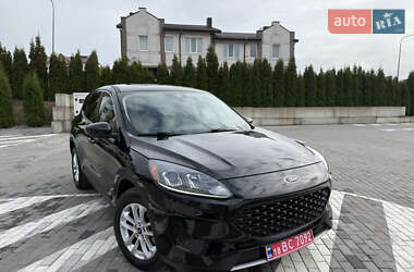 Позашляховик / Кросовер Ford Escape 2021 в Рівному