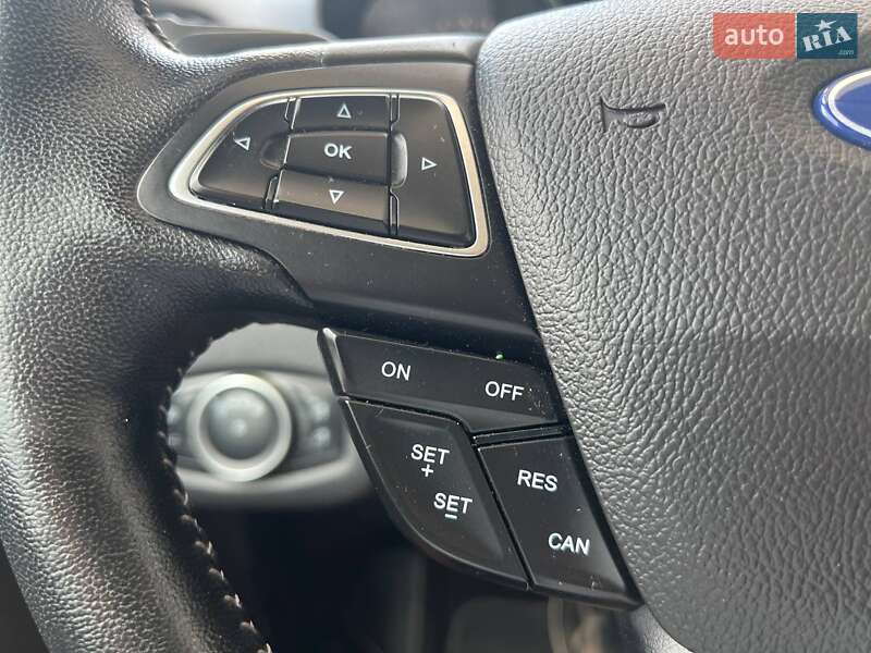 Внедорожник / Кроссовер Ford Escape 2019 в Одессе