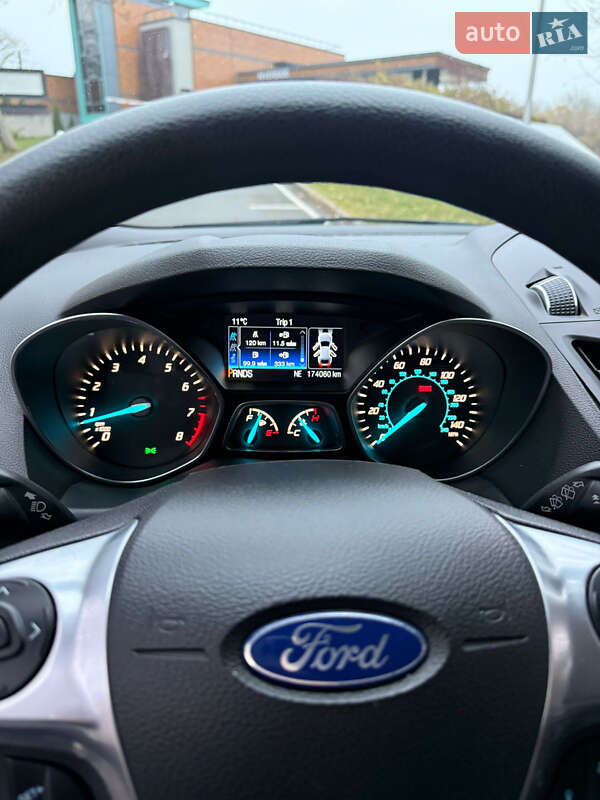 Внедорожник / Кроссовер Ford Escape 2014 в Чернигове