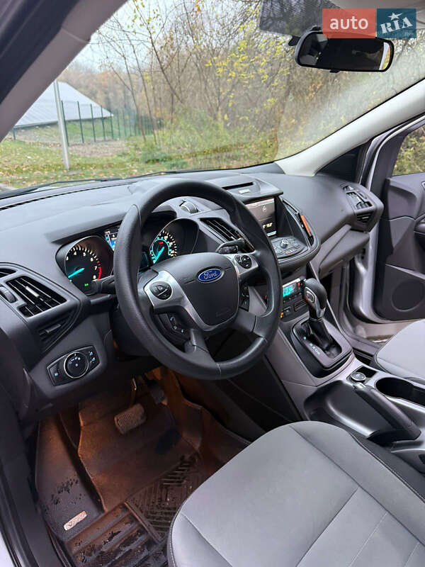 Внедорожник / Кроссовер Ford Escape 2014 в Чернигове